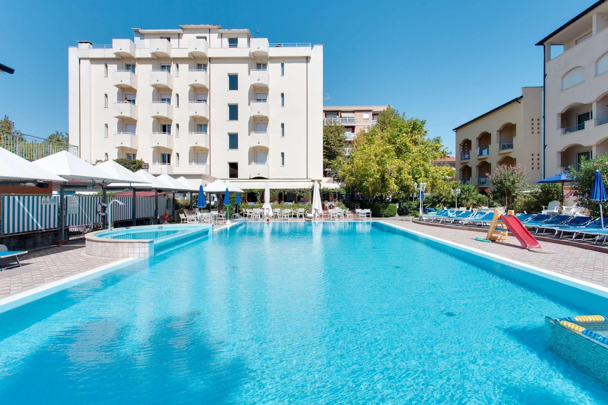 Aparthotel Sport & Residenza 4*
